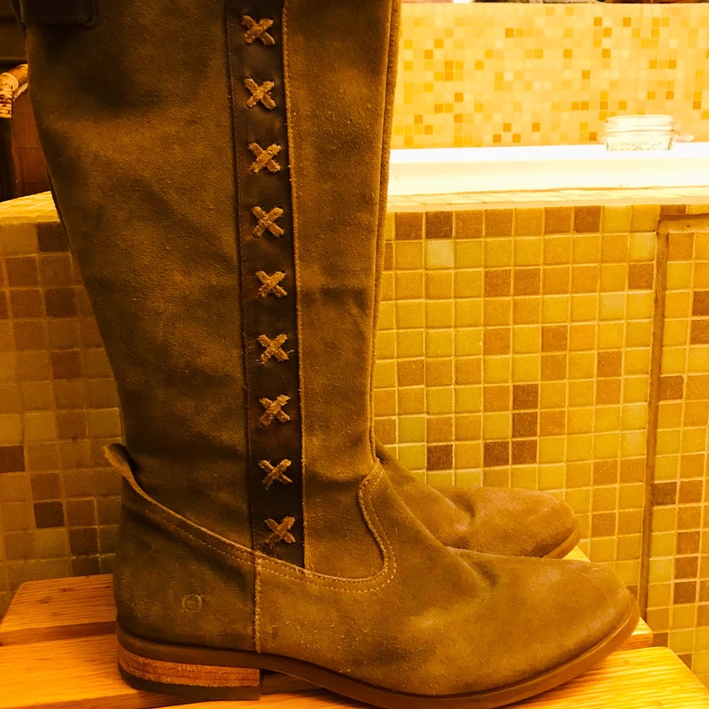 Born tall suede boots size 10